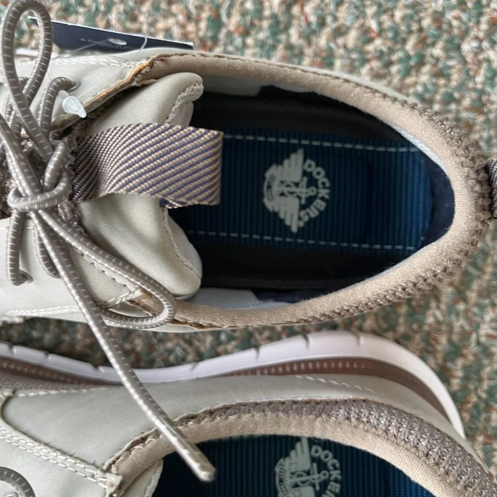 NWT Men's Dockers Calhoun Lace-up shoe, size 7.5 (or 9.5!)